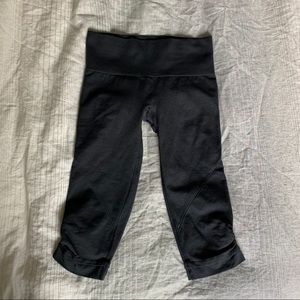 Lulu lemon crop legging